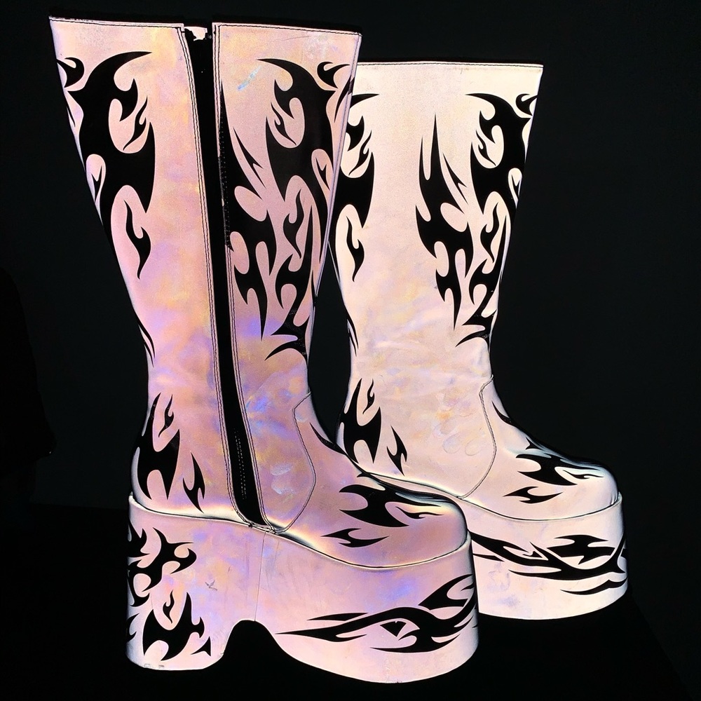 Sz10 Dolls Kill lighting boots reflective platform - Picture 12 of 16